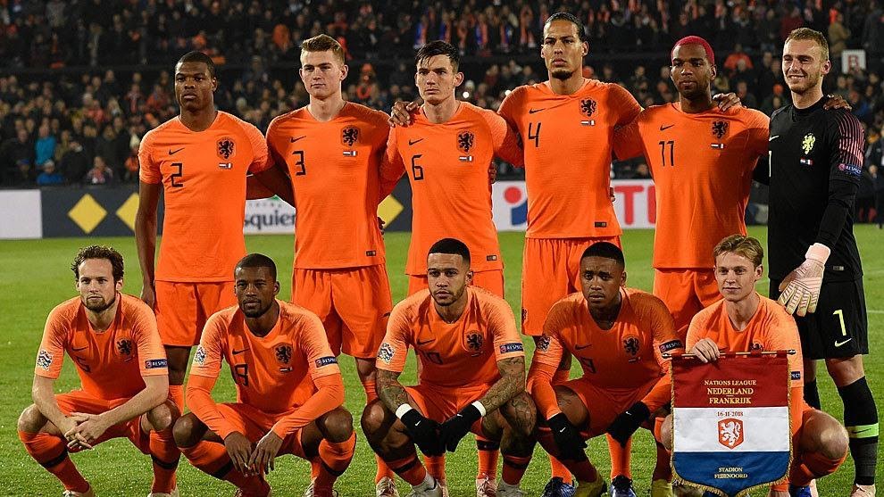 Đội tuyển quốc gia Hà Lan - Đội bóng mang trên mình sắc màu được ví như một con lốc màu da cam